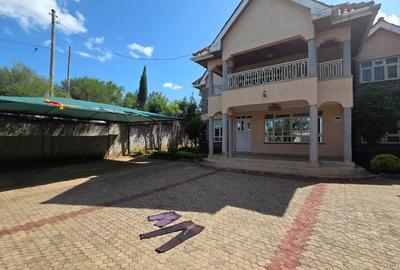 5 Bed Townhouse with En Suite in Kitengela