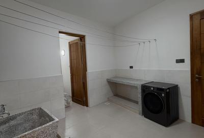 Serviced 3 Bed Apartment with En Suite at Nyali - 4