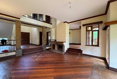 5 Bed Townhouse with En Suite in Kitisuru - 2