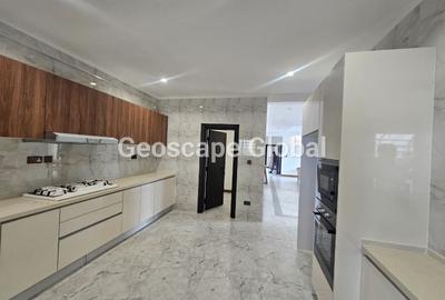 Furnished 3 Bed Apartment with En Suite in Kileleshwa - 2