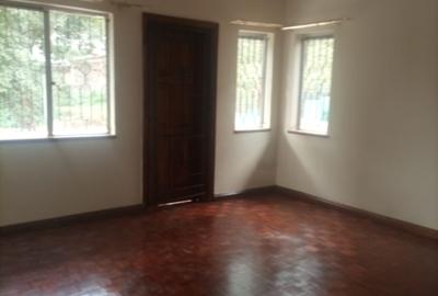4 Bed Villa in Spring Valley - 2
