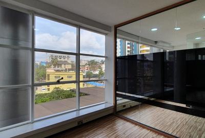 1,700 ft² Office with Backup Generator at Ring Rd Parklands - 3