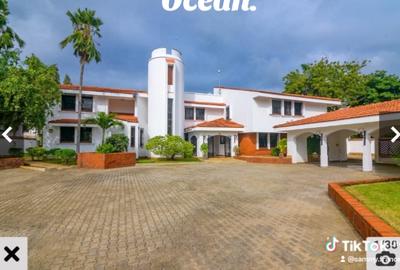 5 Bed Villa with En Suite at Mombasa - 2
