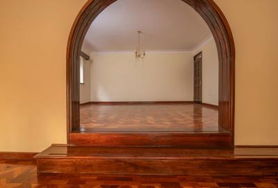 4 Bed House with En Suite in Karen - 4