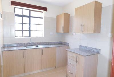 2 Bed Apartment with En Suite at Fourways Junction Estate