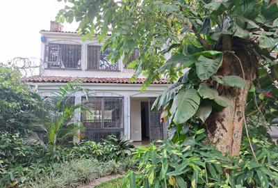 4 Bed Townhouse with En Suite in Muthaiga - 3