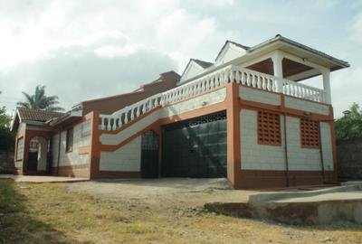 3 Bed House with En Suite at Kibiko