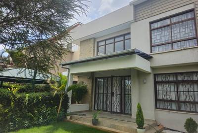 4 Bed Townhouse with En Suite in Runda - 2