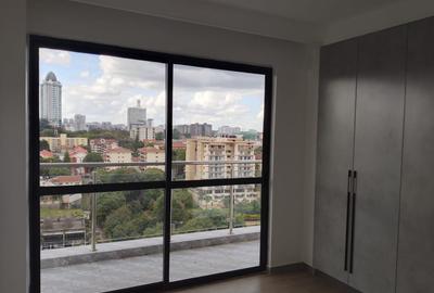 2 Bed Apartment with En Suite in Riverside
