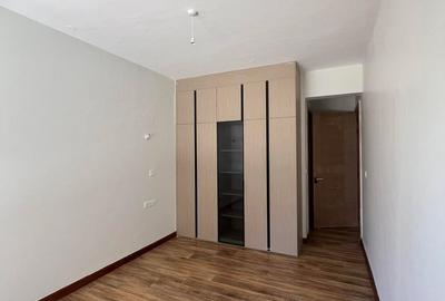 6 Bed Townhouse with En Suite at Lavington Green - 4