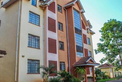 Serviced 2 Bed Apartment with Swimming Pool at Fourways Junction