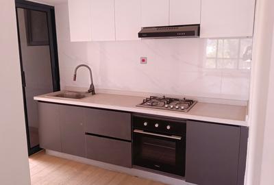 2 Bed Apartment with En Suite in Westlands Area - 3