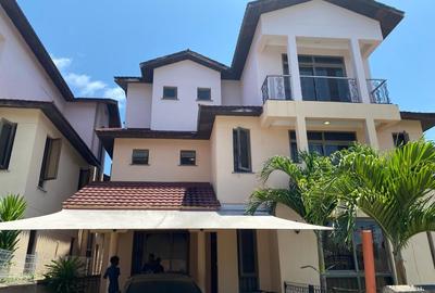 5 Bed Townhouse with En Suite at Nyali