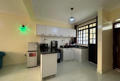Serviced 2 Bed Apartment with En Suite at Hilltop - 3