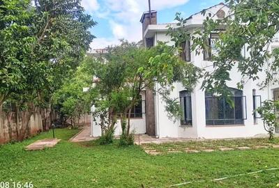 5 Bed House with Staff Quarters at Lavington