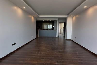 3 Bed Apartment with En Suite in Brookside