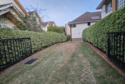 4 Bed Townhouse with En Suite in Kiambu Road - 2