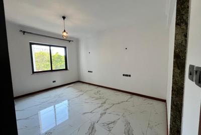 3 Bed Apartment with Swimming Pool in Kileleshwa