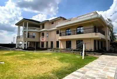 10 Bed Villa with En Suite at Hillcrest Road