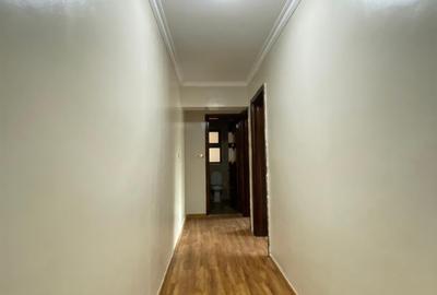 2 Bed Apartment with En Suite in Kilimani - 4