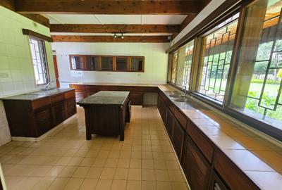 4 Bed House with En Suite in Muthaiga