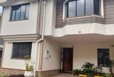 4 Bed Townhouse with En Suite in Westlands Area