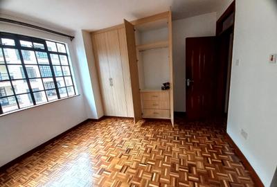 2 Bed Apartment with En Suite in Lavington