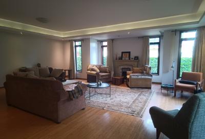 4 Bed Townhouse with En Suite at Lavington