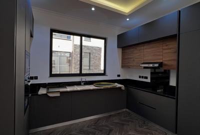 4 Bed Townhouse with En Suite in Lavington - 3