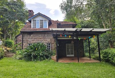 4 Bed House with En Suite in Muthaiga