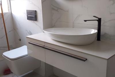 Serviced 4 Bed Apartment with En Suite in Kileleshwa - 2