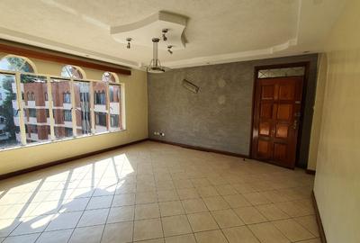4 Bed Apartment with En Suite in Riverside