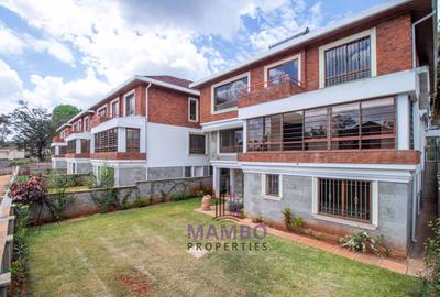 5 Bed Townhouse with En Suite at Spring Valley