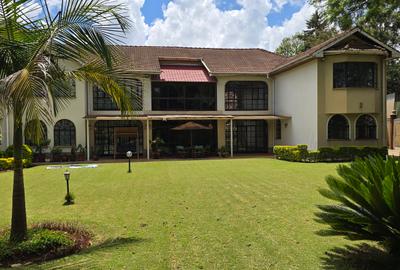 5 Bed Townhouse with En Suite at Nyari Close - 4