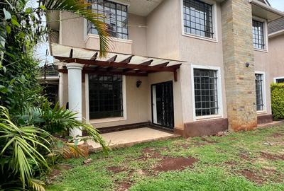 4 Bed Townhouse with En Suite in Kitisuru