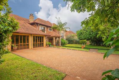 4 Bed Townhouse with En Suite in Kitisuru - 3