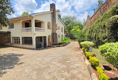 5 Bed House with En Suite at Gigiri Un Avenue