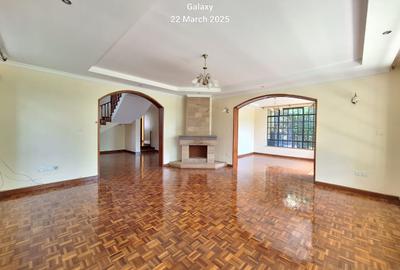 4 Bed Townhouse with En Suite in Lavington