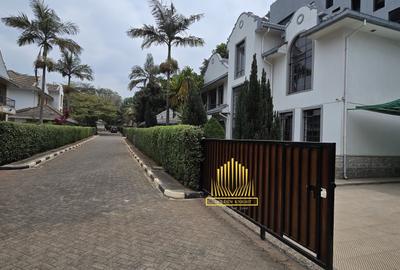 4 Bed Townhouse with En Suite in Lavington