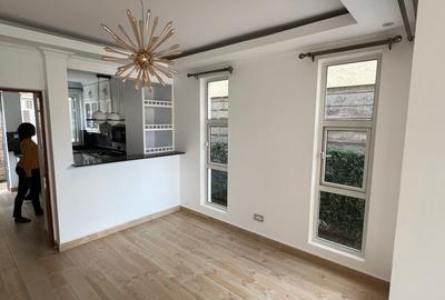5 Bed Townhouse with En Suite at Namanga Road