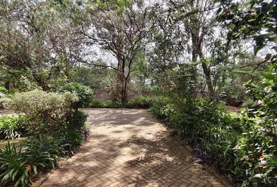 0.5 ac Land in Gigiri - 3