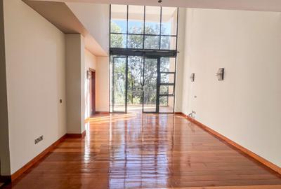 3 Bed Apartment with En Suite in Westlands Area - 2