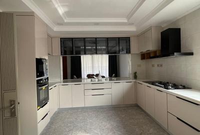 4 Bed Townhouse with En Suite in Kiambu Road