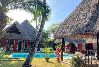 9 Bed Villa with En Suite at Malindi