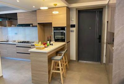 Serviced 2 Bed Apartment with En Suite at Riverside Drive