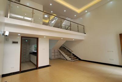 5 Bed Villa with En Suite at Chalbi Drive