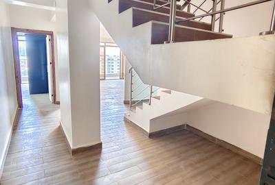 5 Bed Apartment with Staff Quarters in Parklands