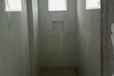 Serviced 2 Bed Apartment with En Suite at Custom - 4