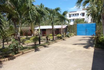 6 Bed Villa with En Suite in Nyali Area