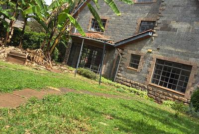 5 Bed Townhouse with En Suite at Lavington Green - 4